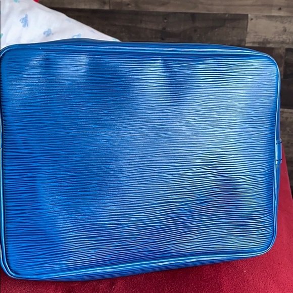 ⭐️firm price⭐️Louis Vuitton Blue Epi Noe PM - Picture 15 of 16